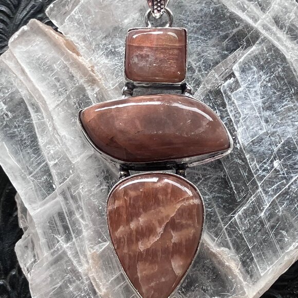 Peach Moonstone With Sunstone Crystal Pendant - Picture 1 of 9